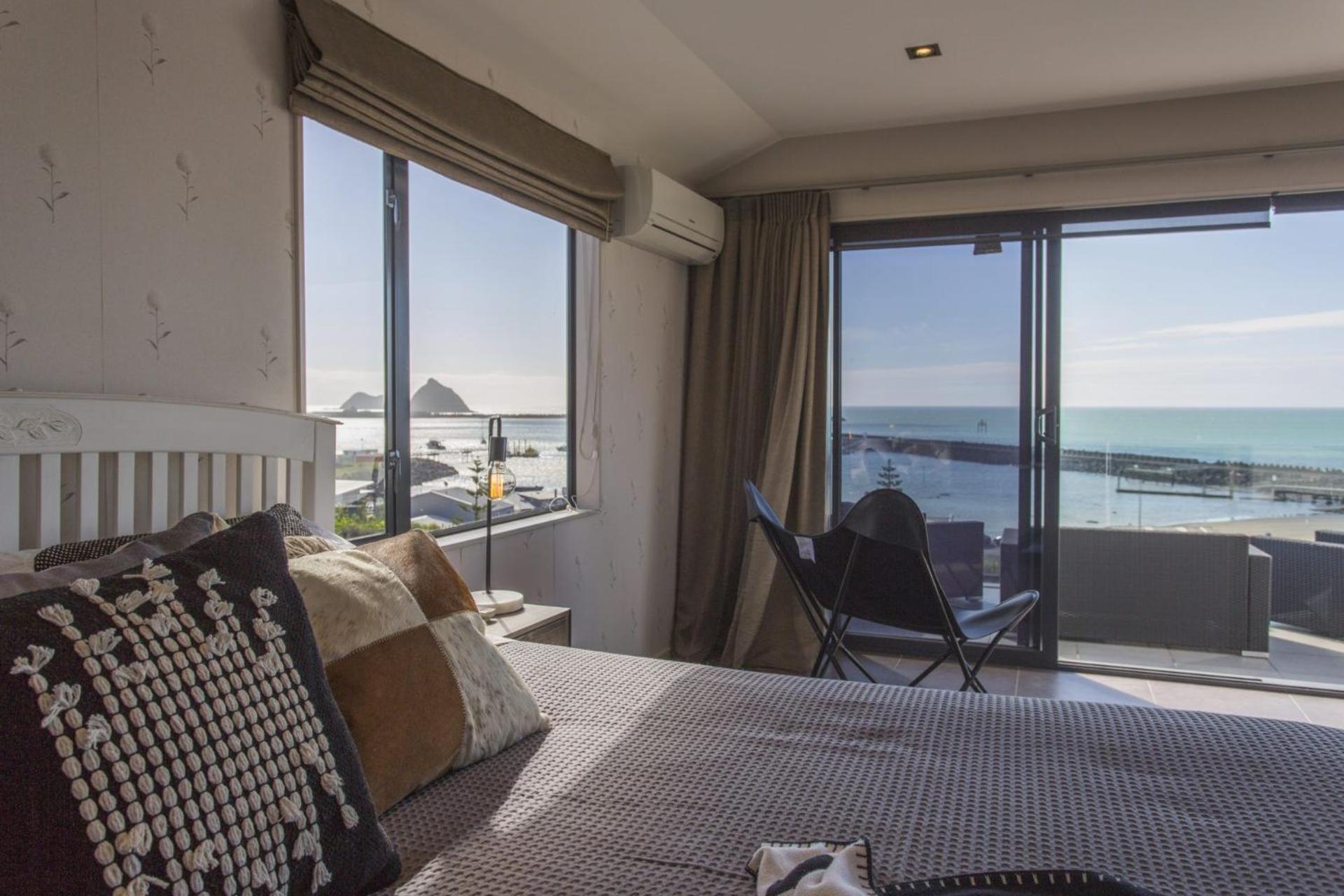 The Waterfront Escape Villa นิวพลีมัธ ภายนอก รูปภาพ